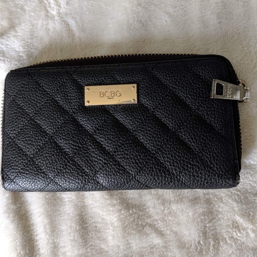 BCBG Paris large wallet